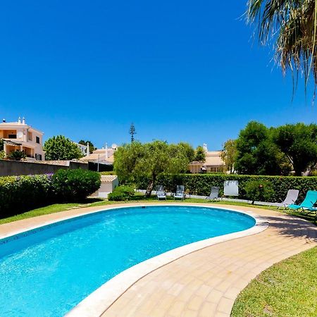 Small Villa 4Pax -Shared Pool @ Homesbyfc Albufeira Exterior photo