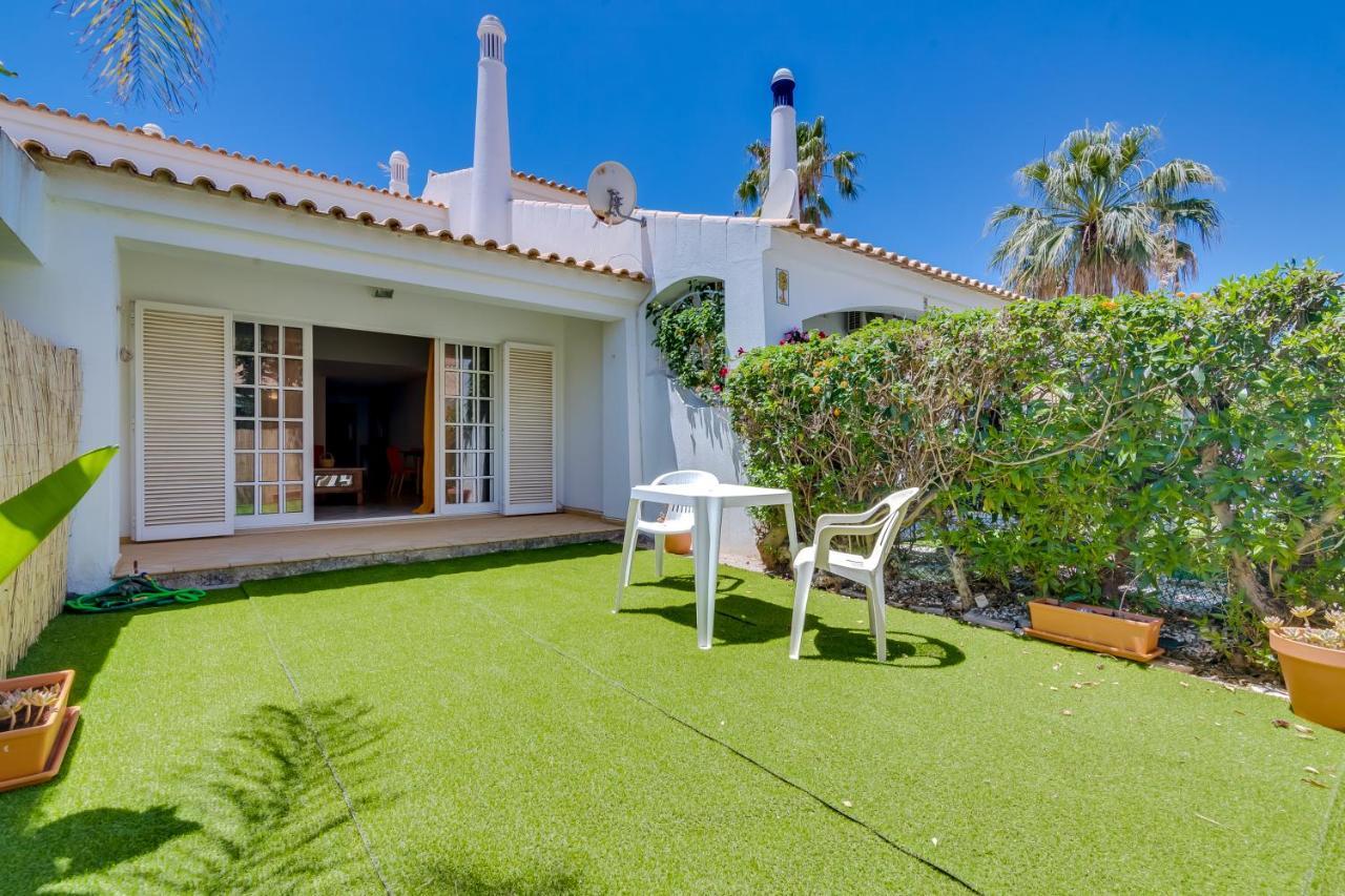 Small Villa 4Pax -Shared Pool @ Homesbyfc Albufeira Exterior photo